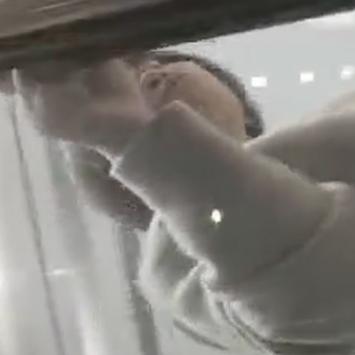 DƬ